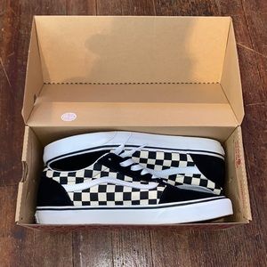 Black&White checkered vans